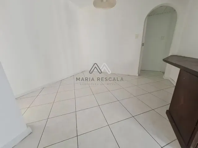 Imagem 14: Apartamento no Jardim Apipema, 3 Quartos Sendo 1 Suíte, Dependência Completa Apartamento