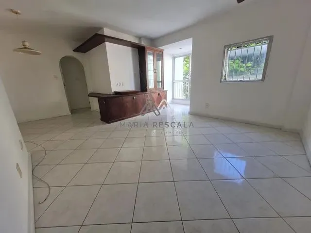 Imagem 3: Apartamento no Jardim Apipema, 3 Quartos Sendo 1 Suíte, Dependência Completa Apartamento