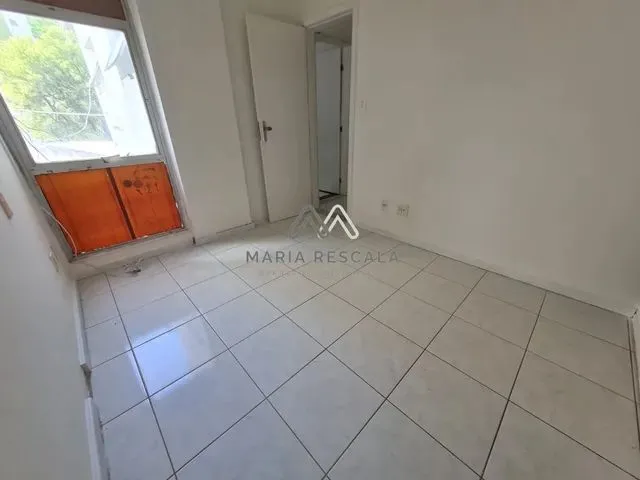 Imagem 13: Apartamento no Jardim Apipema, 3 Quartos Sendo 1 Suíte, Dependência Completa Apartamento