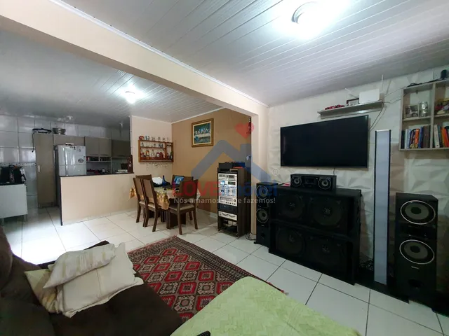 Imagem: Casa À Venda no Bairro Fazendinha - Curitiba/Pr