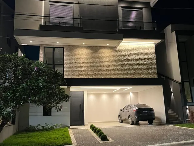 Imagem: Lindo sobrado em condomínio em Valinhos/SP