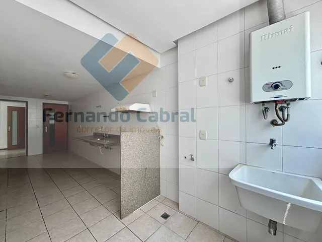 Imagem 11: Apartamento de luxo em Icaraí: 3 quartos, 2 suítes, 125m² - Imperdível oportunidade