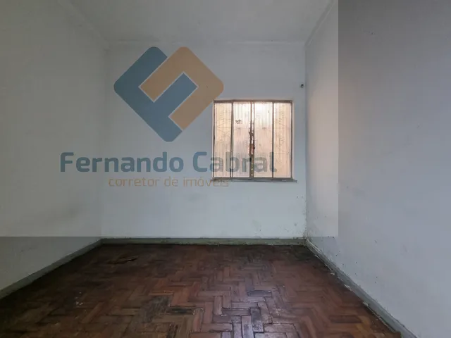 Imagem 10: Imperdível casa à venda em Santa Rosa, Niterói-RJ! 4 quartos, 3 banheiros, 2 vagas de