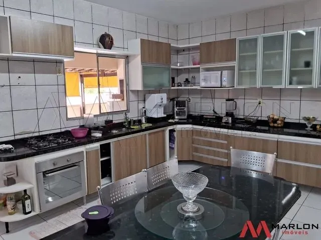 Imagem 5: Prédio Comercial em Neópolis, 1 Casa, 2 Kit Net, Academia, Escritórios, 649M²