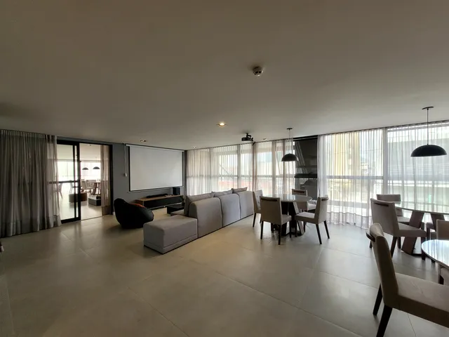 Imagem 1: APARTAMENTO RESIDENCIAL em Curitiba - PR, Centro