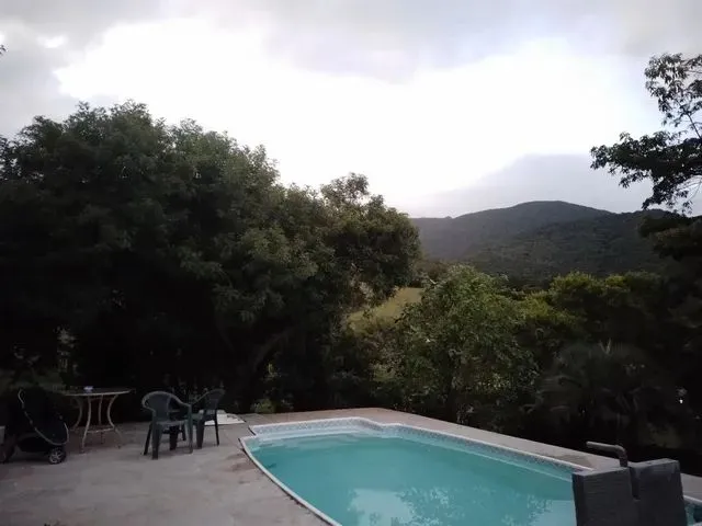 Imagem 5: Casa com Piscina - Enseada de Brito