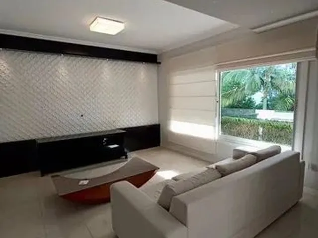 Imagem 2: Casa 3 Suítes + Escritorio em Jurerê Internacional Florianopolis