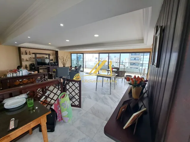Imagem 8: Cobertura Duplex, 533m2 no melhor da Graça! Nascente, super ventilada e com vista mar!