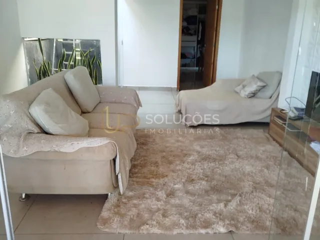 Imagem 4: Casa 4 Quartos (2 Suítes) + Área Gourmet c/ Piscina