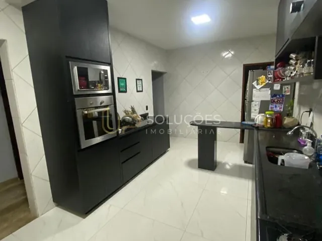 Imagem 4: Casa 6 Quartos (Suíte), Armários Planejados | Aceita Financiamento