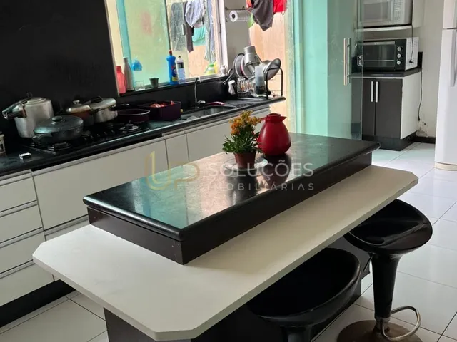 Imagem 9: 3 Quartos | 4 Banheiros | 2 Vagas | Terreno: 300m² | Condomínio Fechado