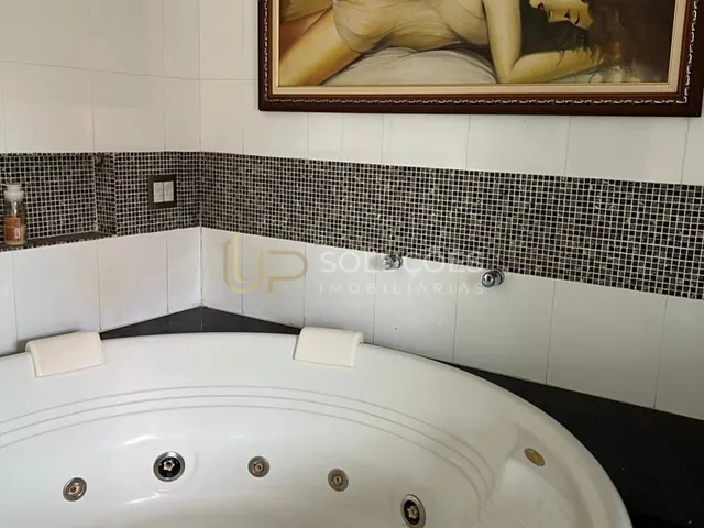Imagem 4: 3 Quartos | 4 Banheiros | 2 Vagas | Terreno: 300m² | Condomínio Fechado