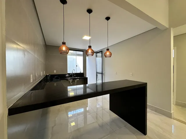 Imagem 7: Casa c/ 3 Quartos (2 Suítes) c/ Aquecimento Solar "Boiler" | Aceita Financiamento