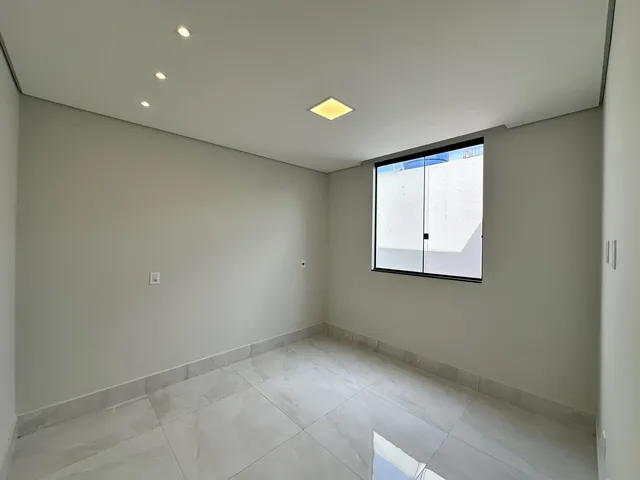 Imagem 12: Casa c/ 3 Quartos (2 Suítes) c/ Aquecimento Solar "Boiler" | Aceita Financiamento