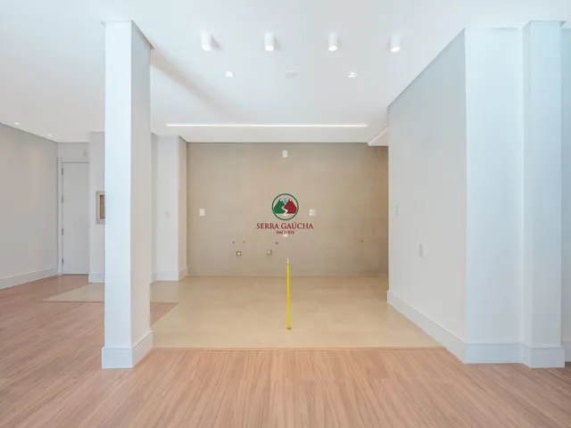 Imagem 15: Cobertura com 3 Dormitórios Nova a Venda no Centro de Canela com Completa Estrutura