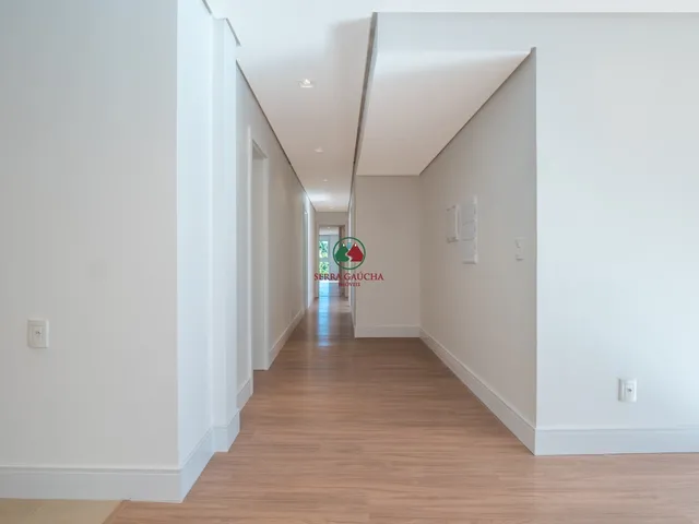 Imagem 3: Cobertura com 3 Dormitórios Nova a Venda no Centro de Canela com Completa Estrutura