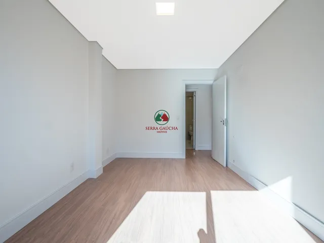 Imagem 11: Cobertura com 3 Dormitórios Nova a Venda no Centro de Canela com Completa Estrutura