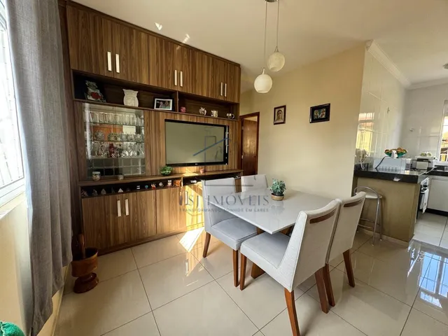 Imagem: O apartamento possui 3 Dormitórios, 1 Suíte, 2 Banheiros,