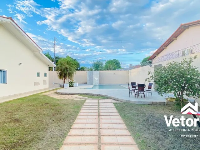 Imagem 9: Casa Luxo - 04 suítes, sendo 01 com closet, piscina com cascata, grande área de lazer