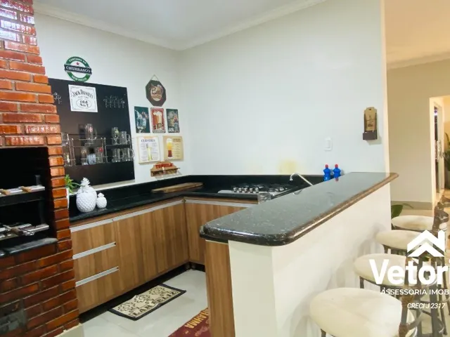 Imagem 16: Casa Luxo - 04 suítes, sendo 01 com closet, piscina com cascata, grande área de lazer
