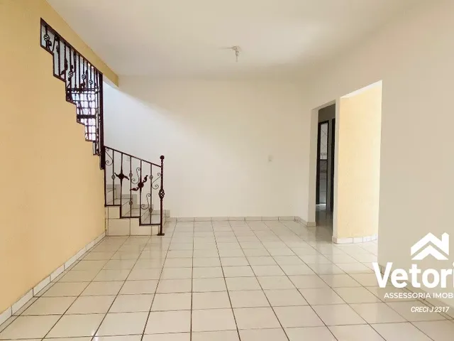 Imagem: Casa para aluguel com 4 quartos, sendo 02