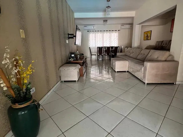 Imagem 2: Casa no Bairro Jardim Universitário