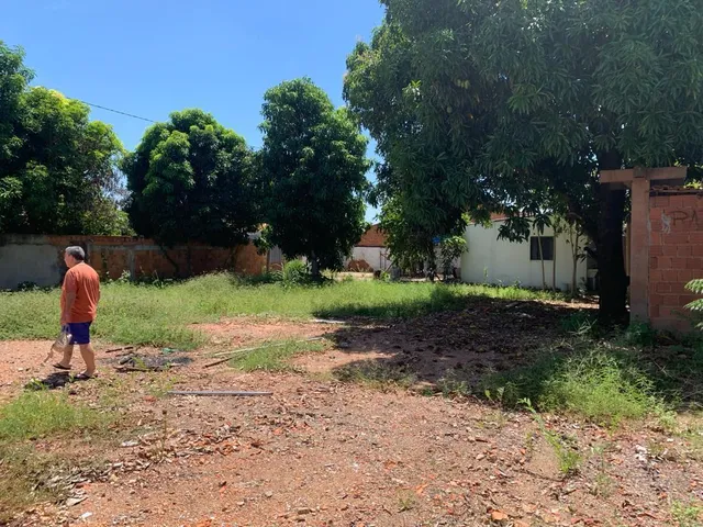 Imagem: O terreno possui 800m² de Área e está localizado em