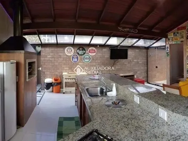 Imagem 2: Florianópolis - Casa Padrão - Praia Brava