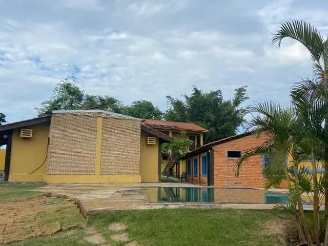 Imagem 12: Pausada Pequizeiro em Chapada dos Guimarães