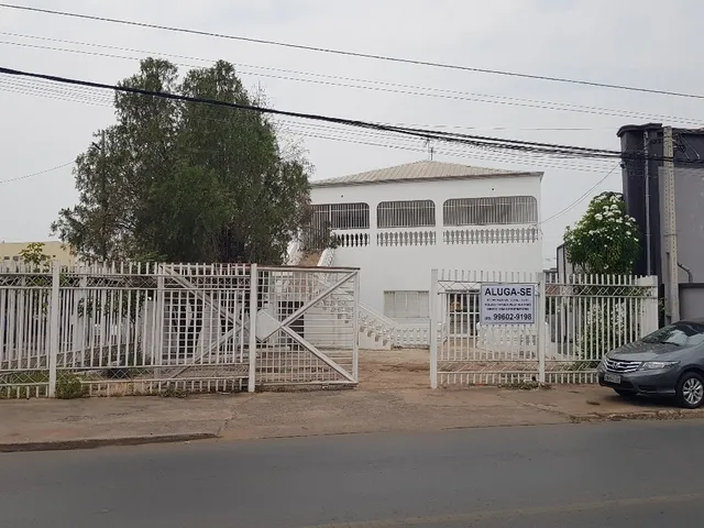 Imagem: Golpado Comercial na AV. Miguel Sutil