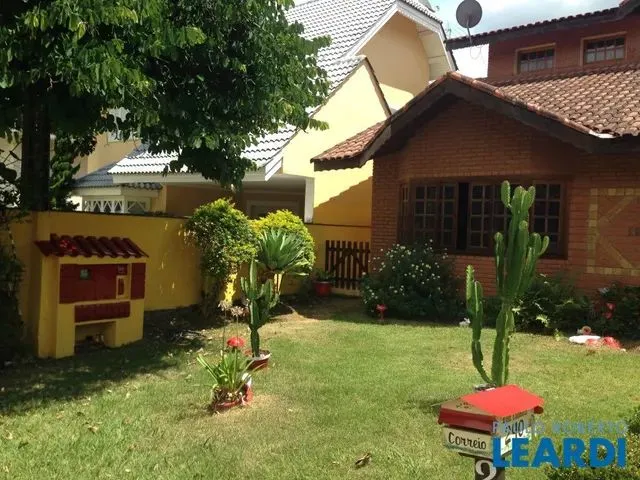 Imagem: Casa em Condomínio - Condomínio Arujá