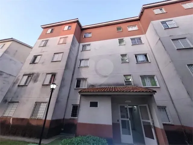 Imagem: O apartamento possui 2 Dormitórios, 1 Banheiro, 1 Vaga na