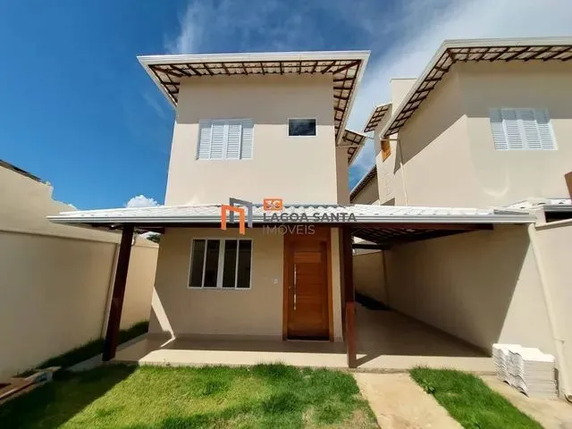 Imagem: Linda Casa Estilo Colonial no Bairro Lundcéia
