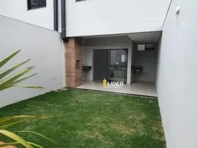 Imagem: Casa À Venda, 3 Quartos, 3 Suítes, 1 Vaga
