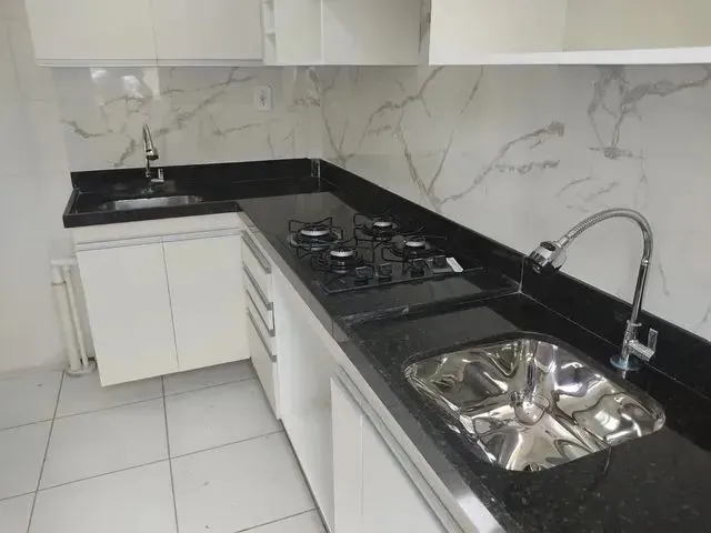 Imagem 4: Aluga-Se Apartamento com 3 Qts Sendo 1 Suíte. Aurora - Centro de Paulista. a Armários Na