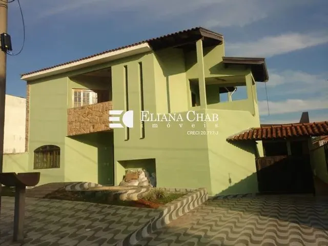 Imagem: Casa com 04 Quartos para Locação