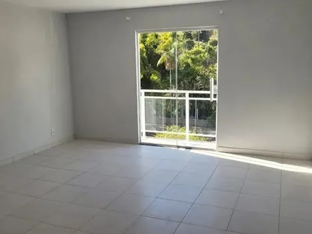 Imagem: O apartamento possui 2 Dormitórios, 1 Banheiro, 75m² de