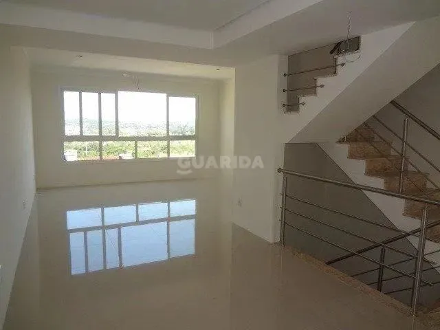 Imagem: Casa com 3 Dormitórios, Sendo 1 Suíte