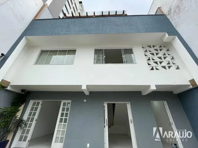 Imagem: Sobrado no Centro - Itajaí/Sc