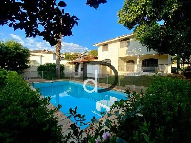 Imagem: Casa com 3 Dormitórios para Alugar, 230