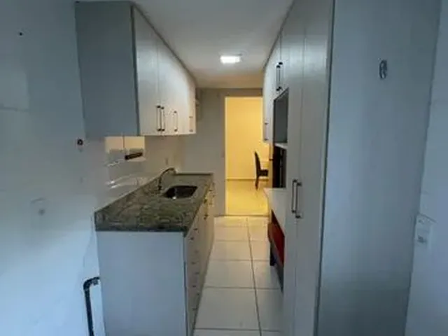 Imagem 8: Apartamento para Aluguel Tem 74 Metros Quadrados com 2 Quartos em Samambaia - Petrópolis