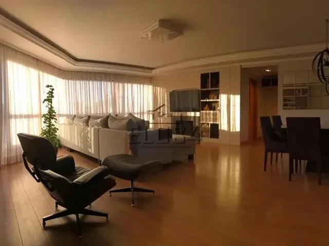 Imagem: Apartamento com 3 Dormitorio(S) Localizado(A)