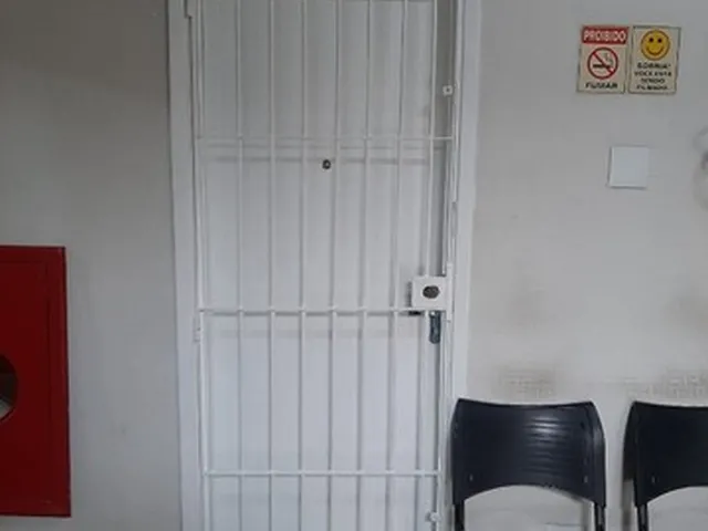 Imagem: Sala Comercial Bem Localizada, Reformada