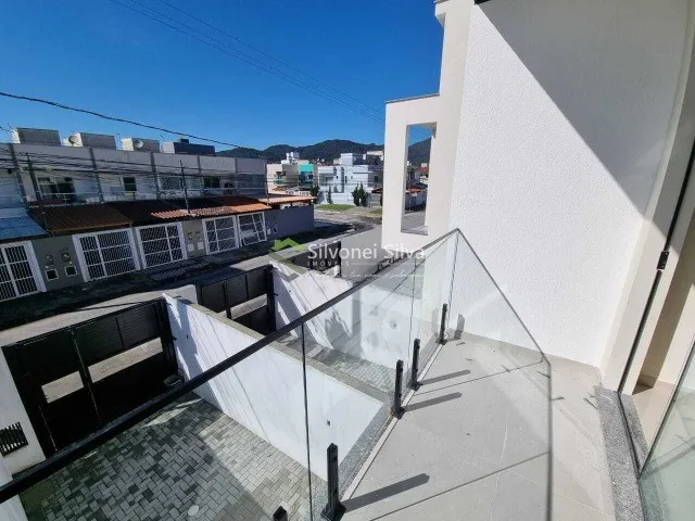 Imagem 3: Sobrado Camboriú, 2 Dormitórios - R$366.000,00