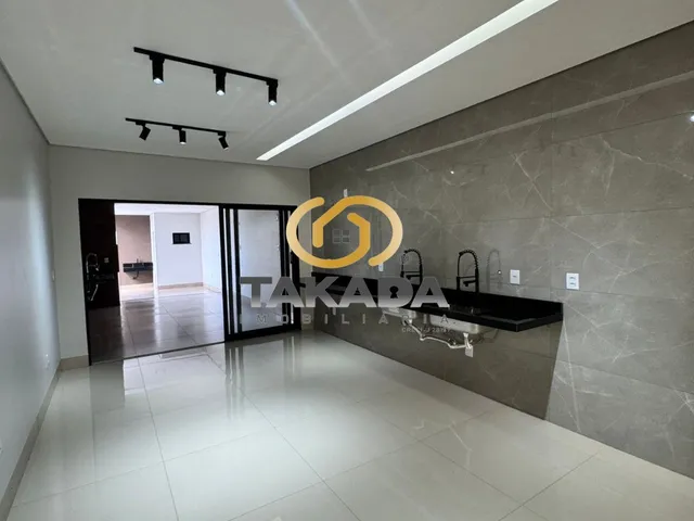 Imagem 2: CASA - FORMOSA Casa com 3 dormitórios