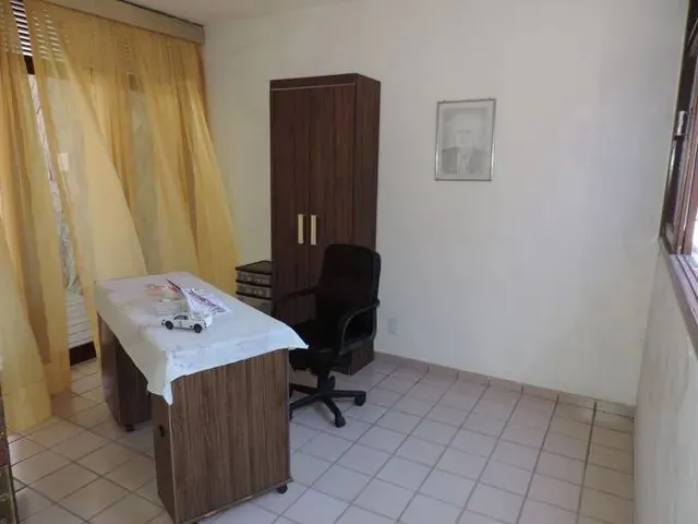 Imagem 9: Casa com 3 Dormitórios À Venda, 300 M² por R$ 630.000,00 - Tirol - Natal/Rn