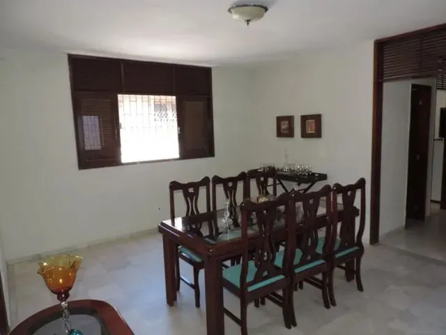Imagem 13: Casa com 3 Dormitórios À Venda, 300 M² por R$ 630.000,00 - Tirol - Natal/Rn