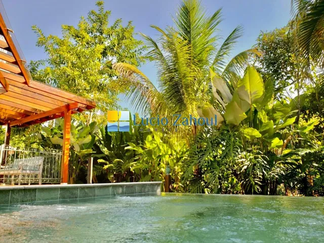 Imagem: Casa em Condomínio À Venda em Juquehy