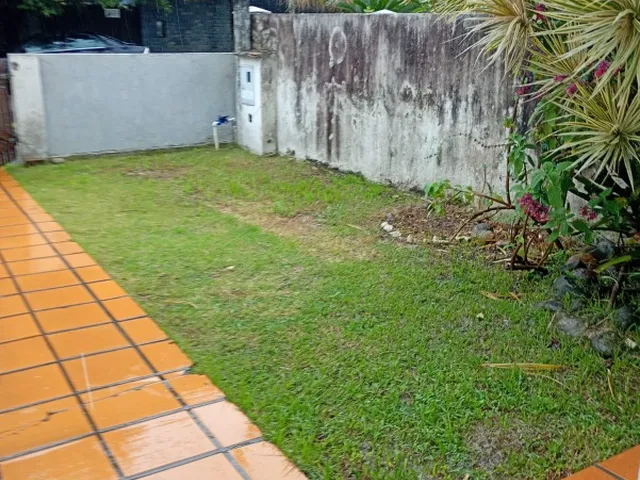 Imagem 14: CASA - MATINHOS Casa com 3 dormitórios