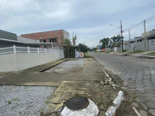 Imagem 12: CASA - MATINHOS Casa com 3 dormitórios